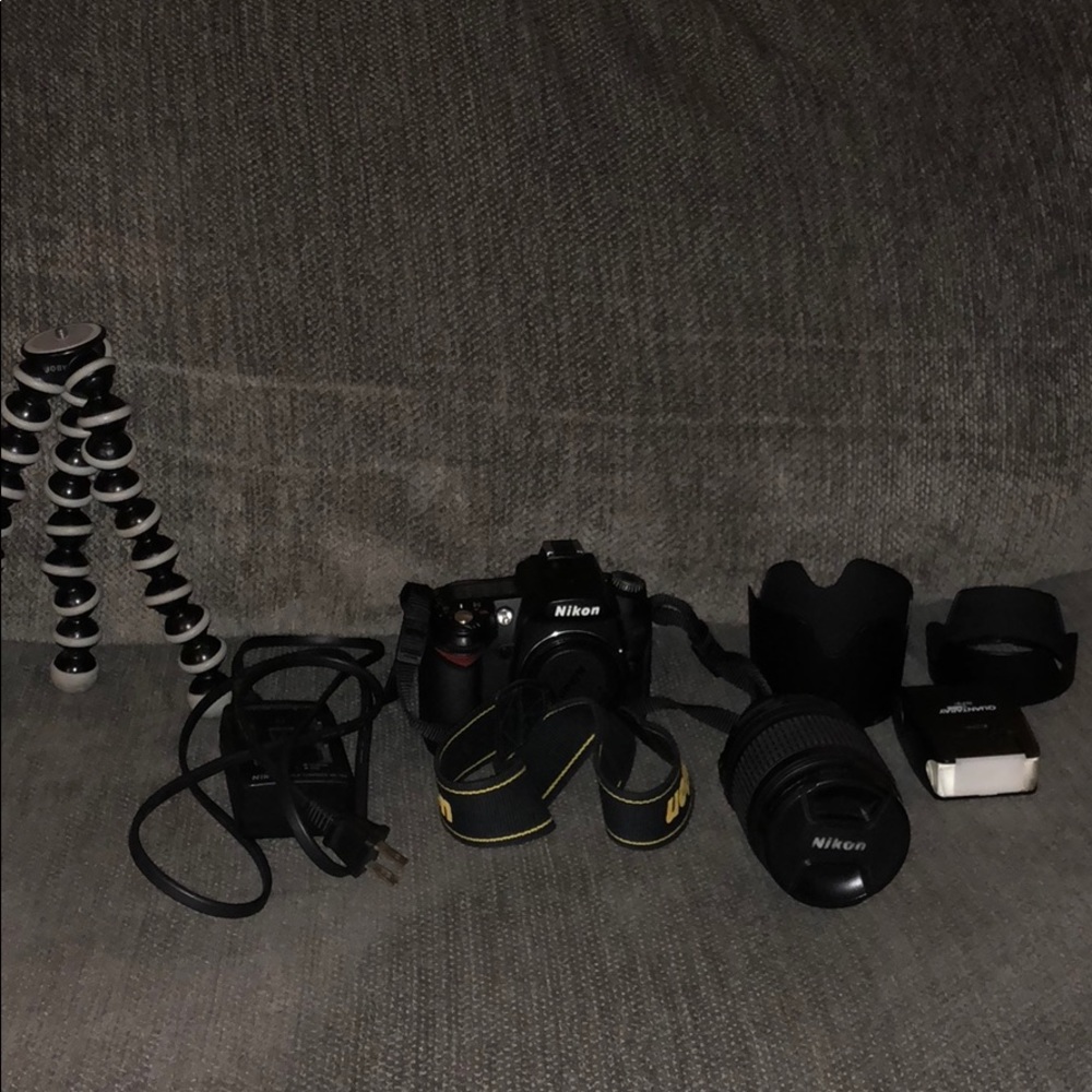 Nikon D90 DSLR